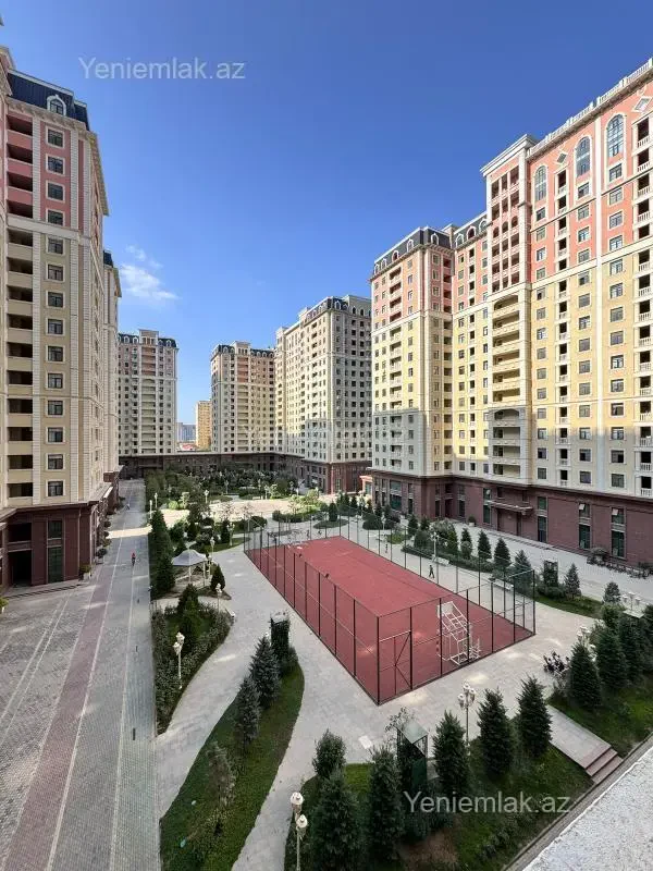 Satılır 4 otaqlı yeni tikili 165 m²