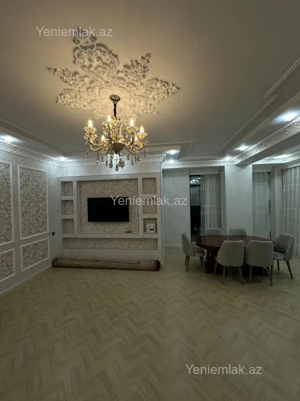Satılır 3 otaqlı yeni tikili 140 m²