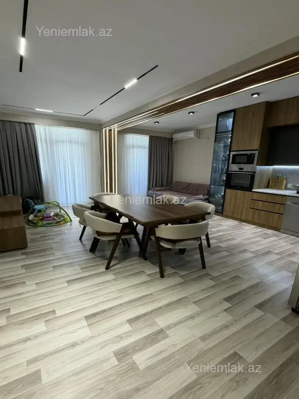 Satılır 3 otaqlı yeni tikili 78.5 m²