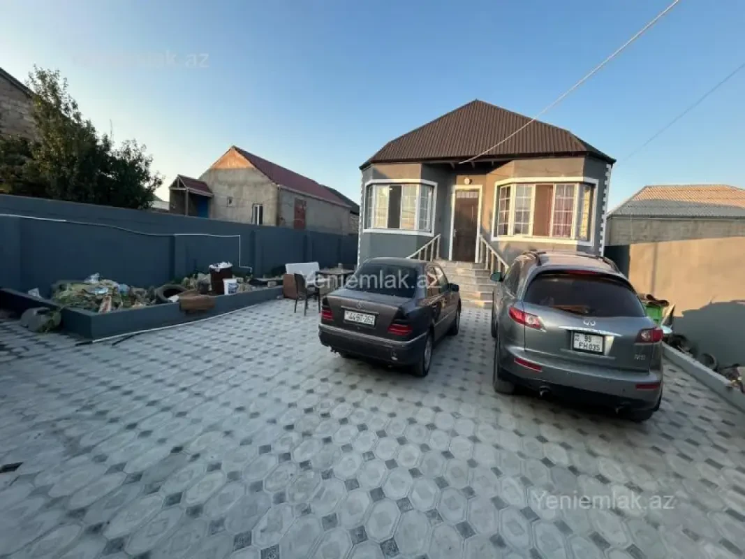 Satılır 3 otaqlı həyət evi 110 m²