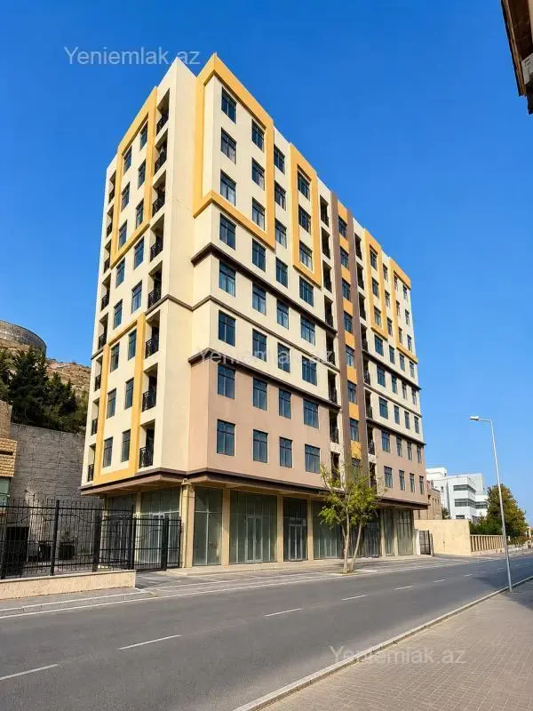 Satılır 3 otaqlı yeni tikili 125 m²
