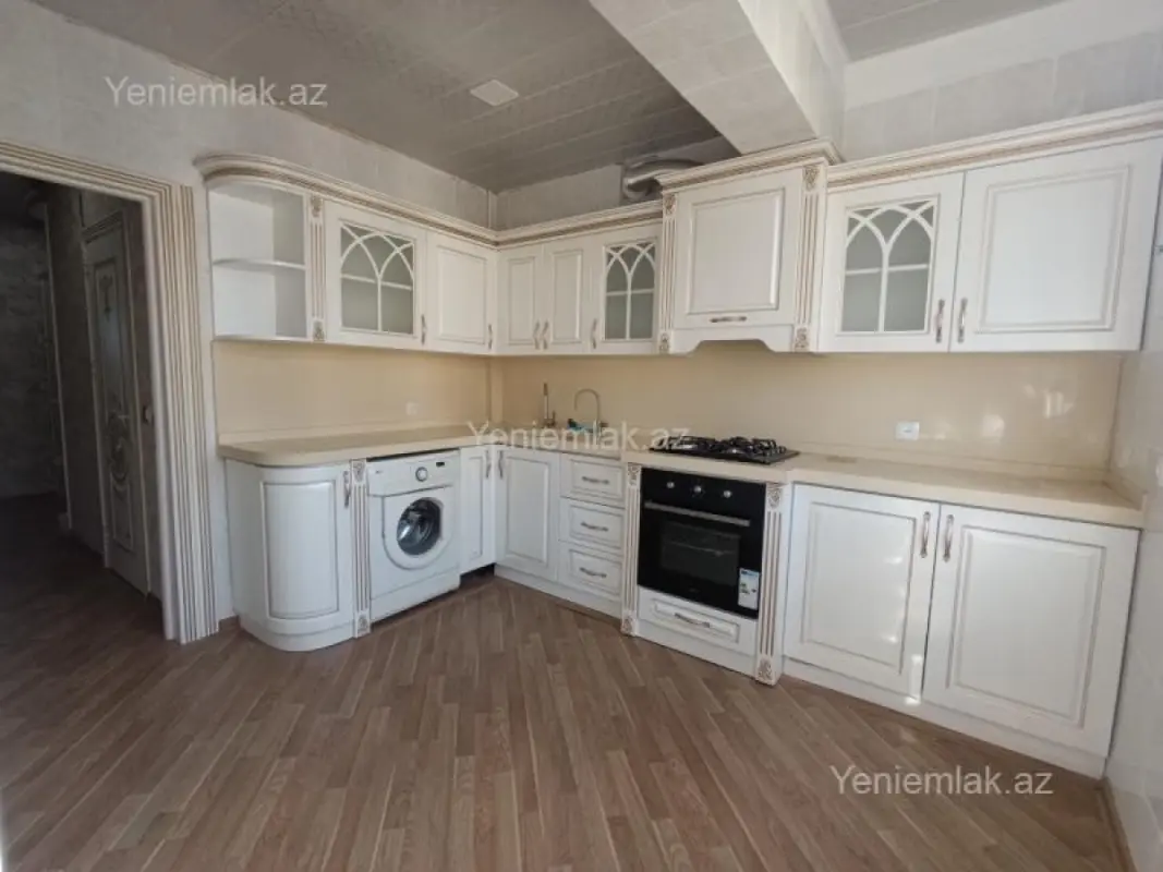 Satılır 3 otaqlı köhnə tikili 85 m²
