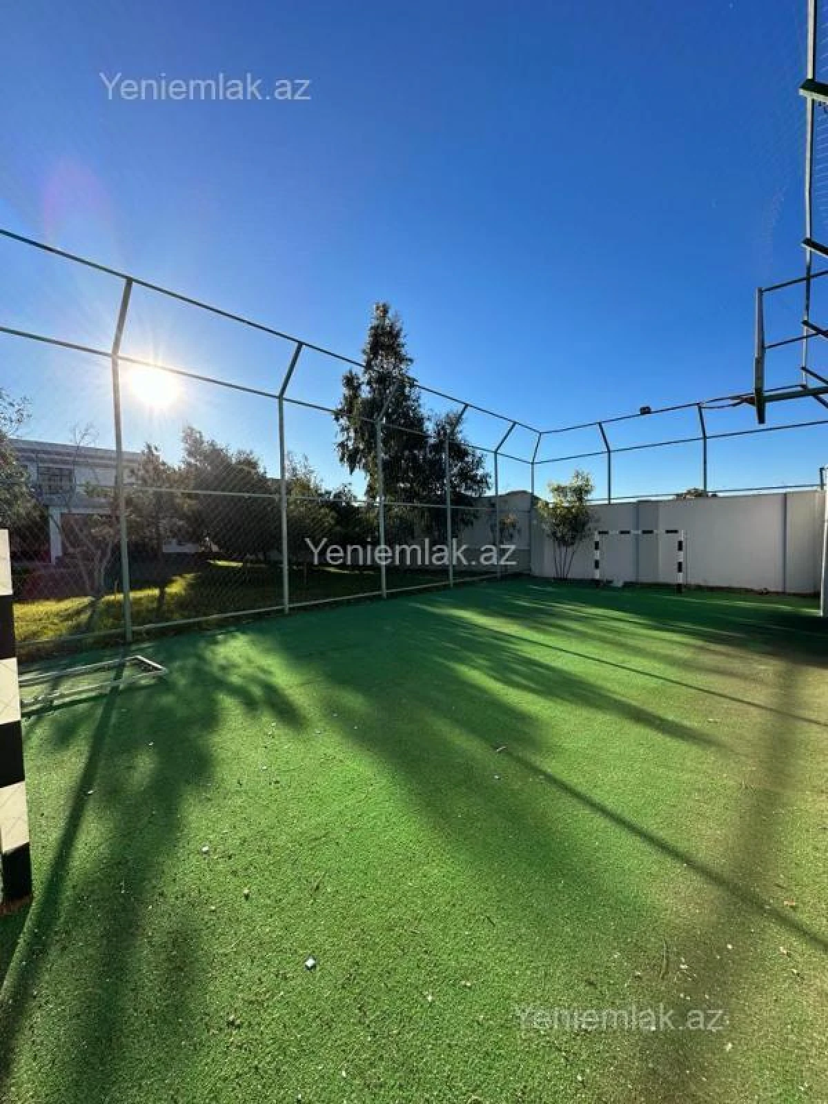 Satılır 6 otaqlı həyət evi 400 m²