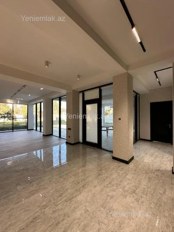 Satılır 6 otaqlı həyət evi 400 m²