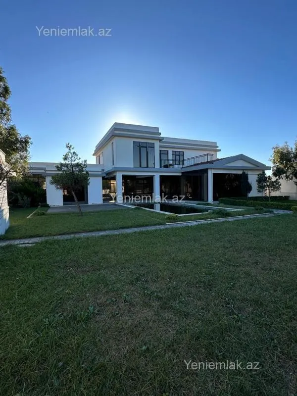 Satılır 6 otaqlı həyət evi 400 m²