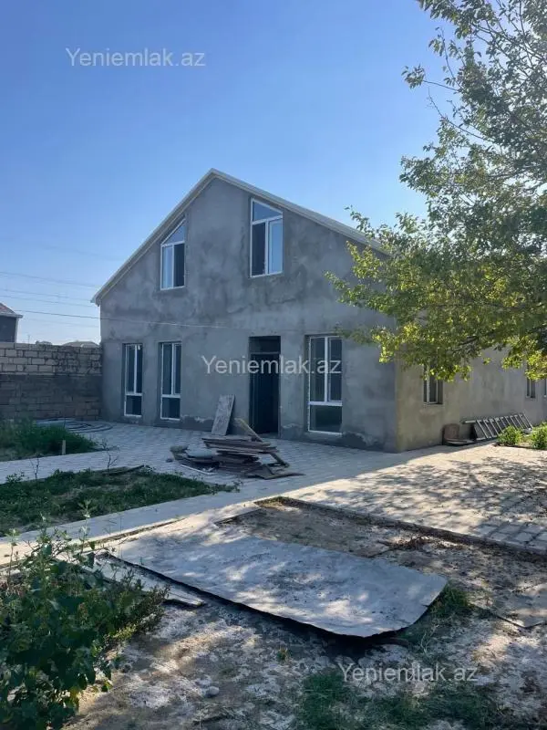 Satılır 7 otaqlı həyət evi 190 m²