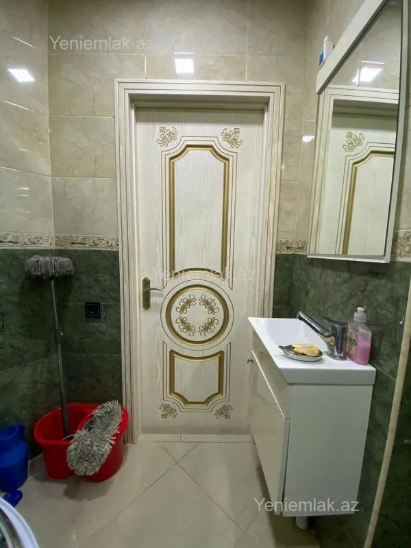 Satılır 2 otaqlı yeni tikili 68 m²