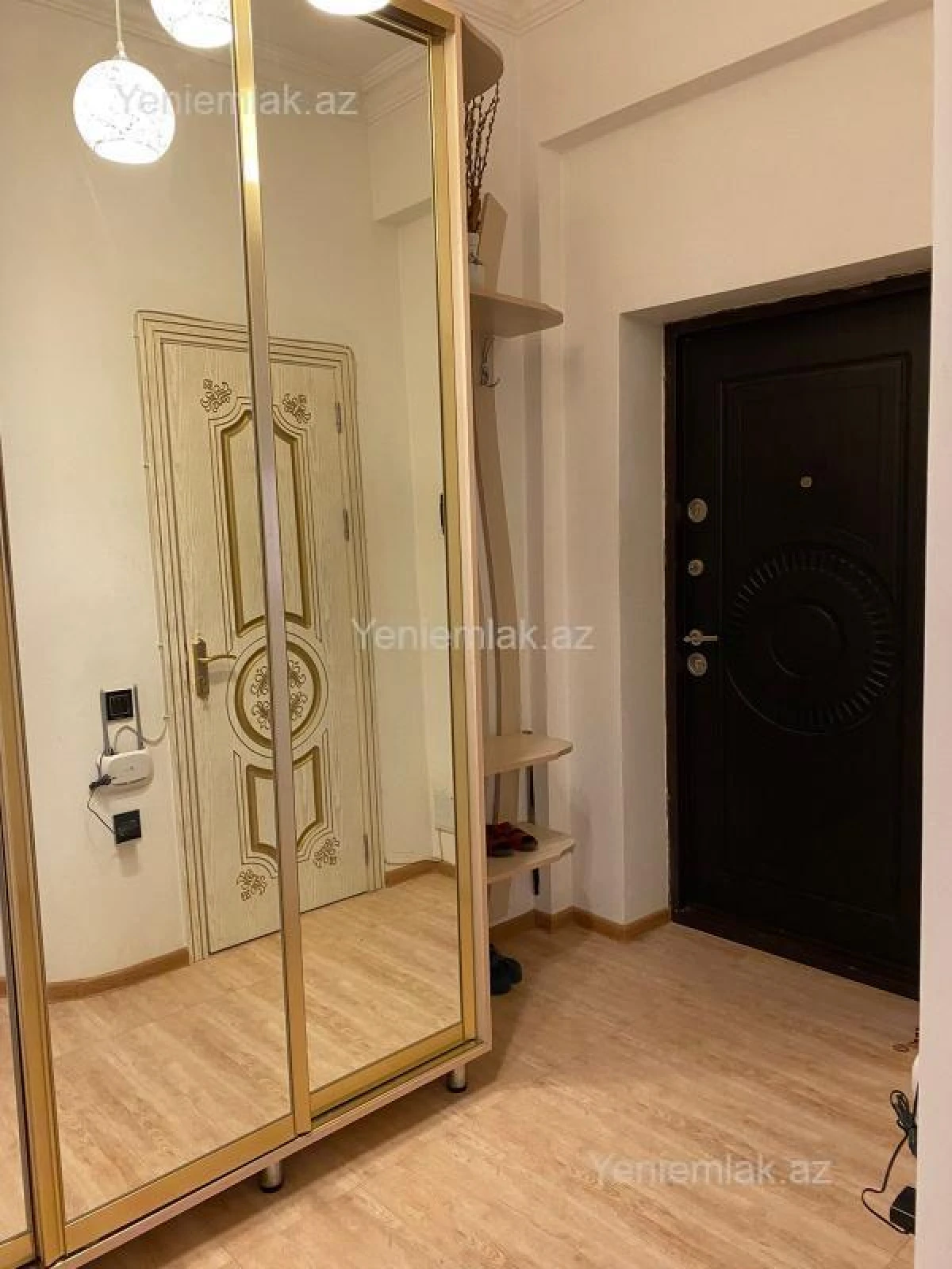 Satılır 2 otaqlı yeni tikili 68 m²