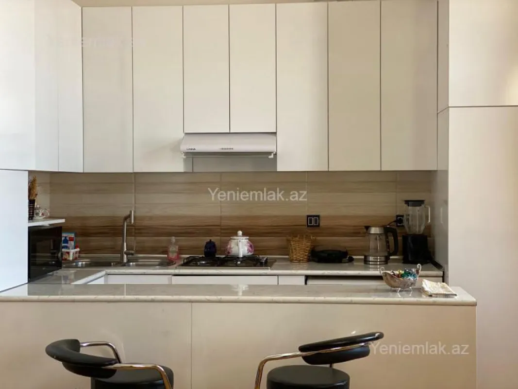 Satılır 2 otaqlı yeni tikili 68 m²