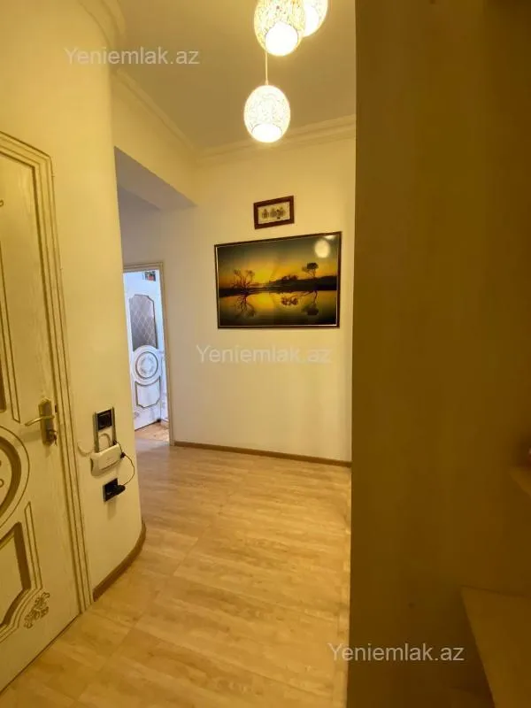 Satılır 2 otaqlı yeni tikili 68 m²