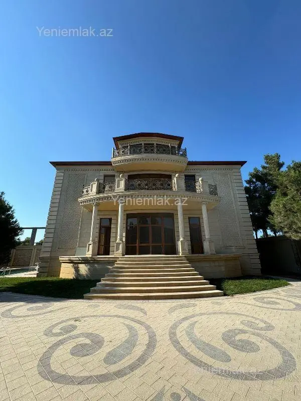 Satılır 5 otaqlı həyət evi 380 m²