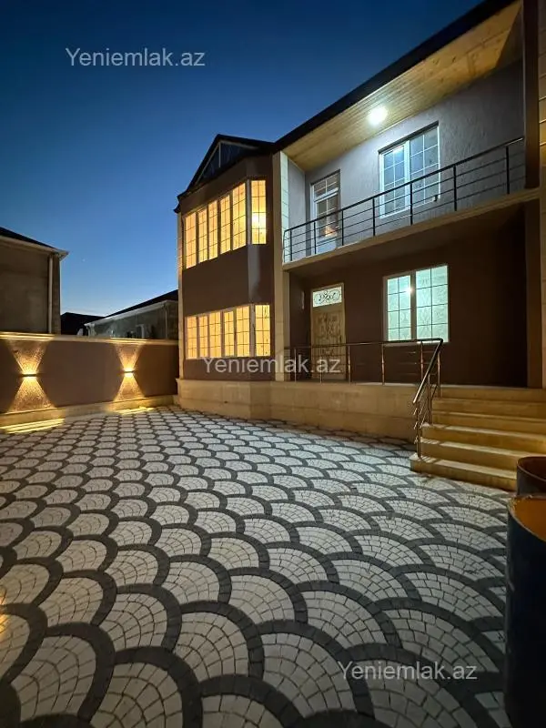 Satılır 4 otaqlı həyət evi 160 m²
