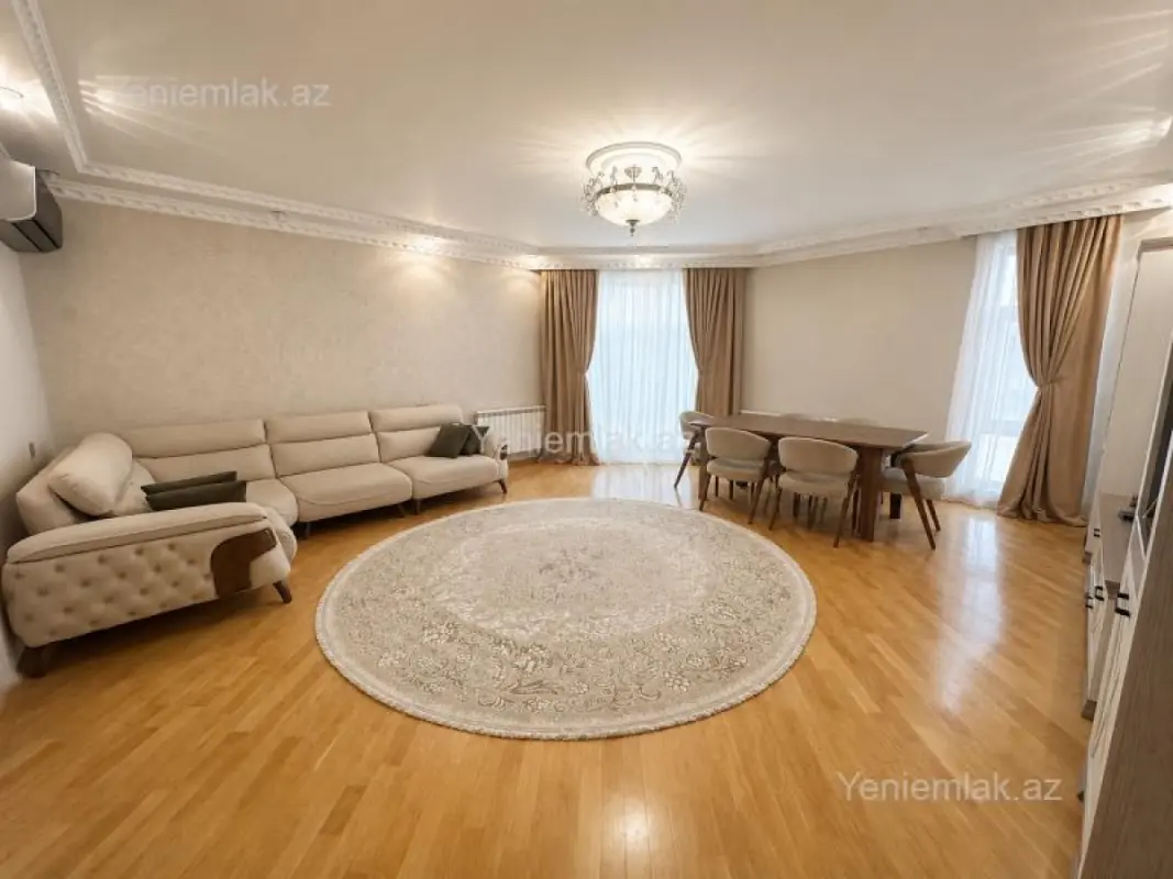 Satılır 4 otaqlı yeni tikili 153 m²