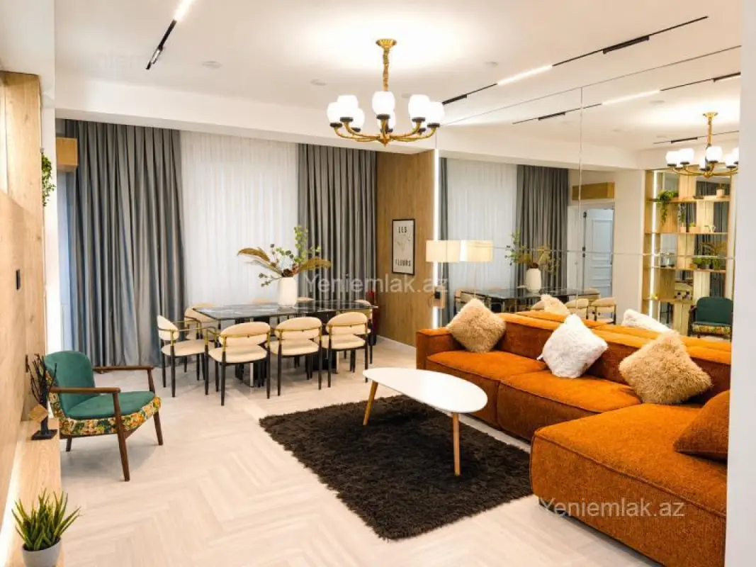 Satılır 3 otaqlı yeni tikili 120 m²