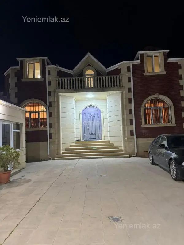Satılır 5 otaqlı həyət evi 320 m²