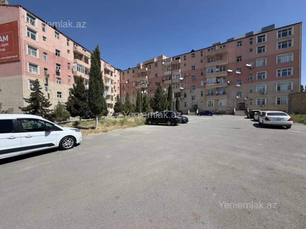 Satılır 3 otaqlı yeni tikili 80 m²