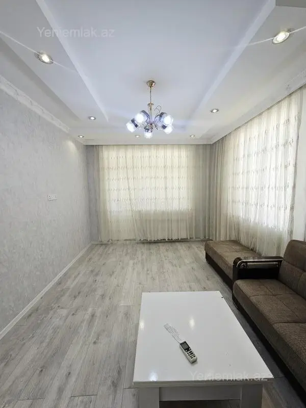 Satılır 2 otaqlı yeni tikili 60 m²