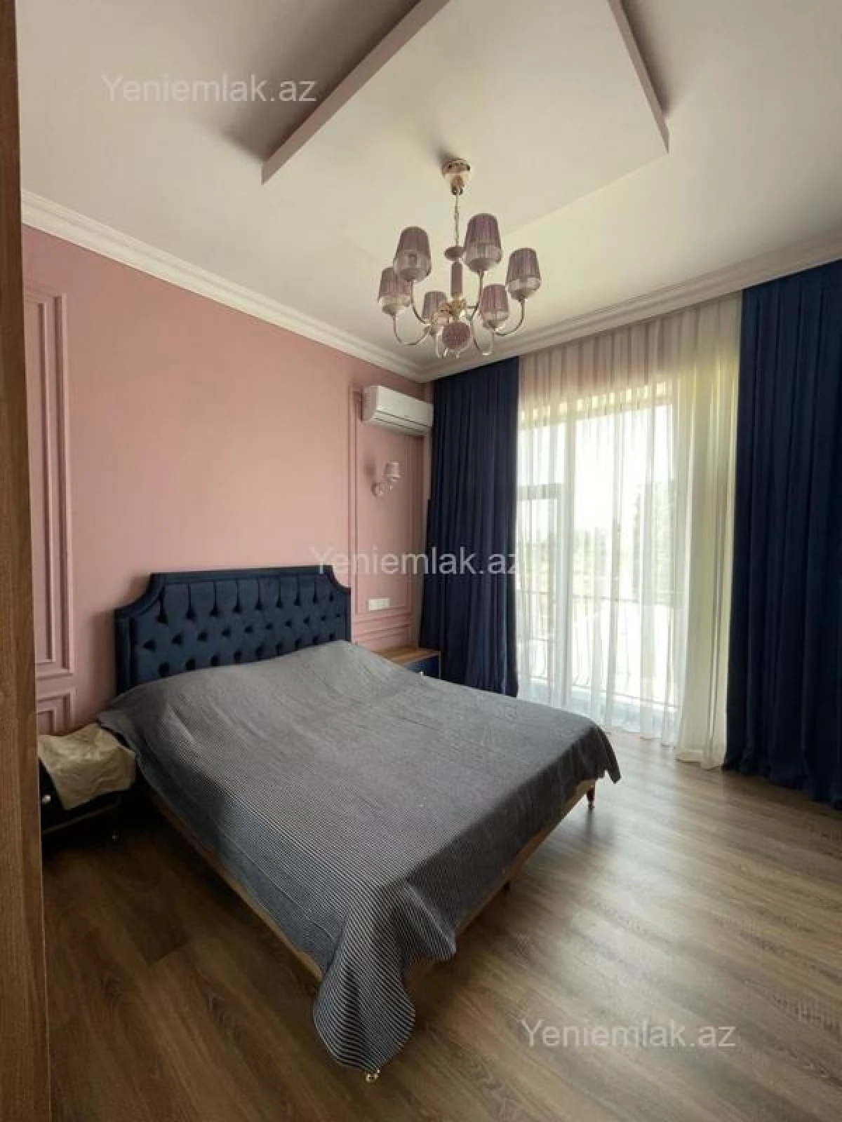 Satılır 5 otaqlı həyət evi 220 m²