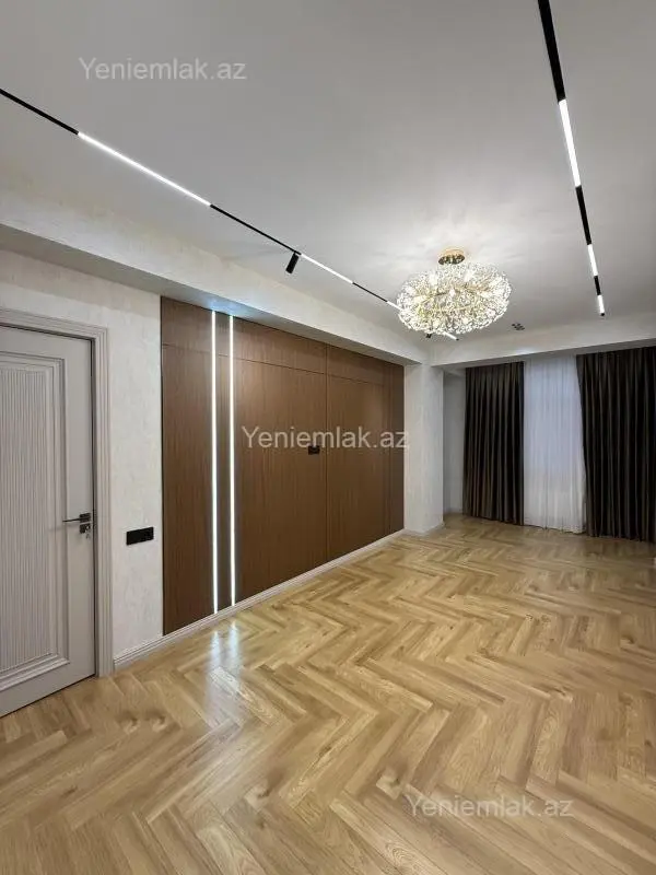 Satılır 2 otaqlı yeni tikili 75 m²