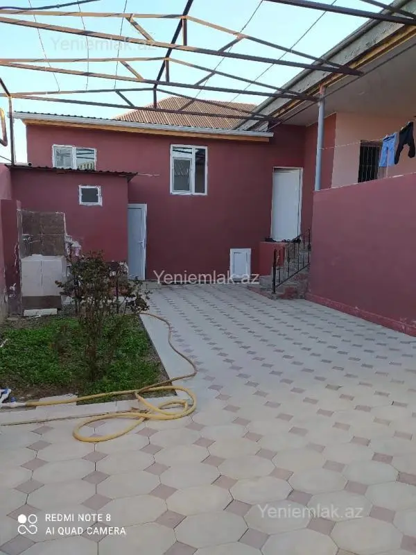 Satılır 6 otaqlı həyət evi 145 m²