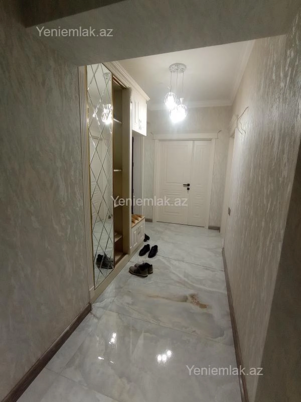 Satılır 2 otaqlı yeni tikili 88 m²