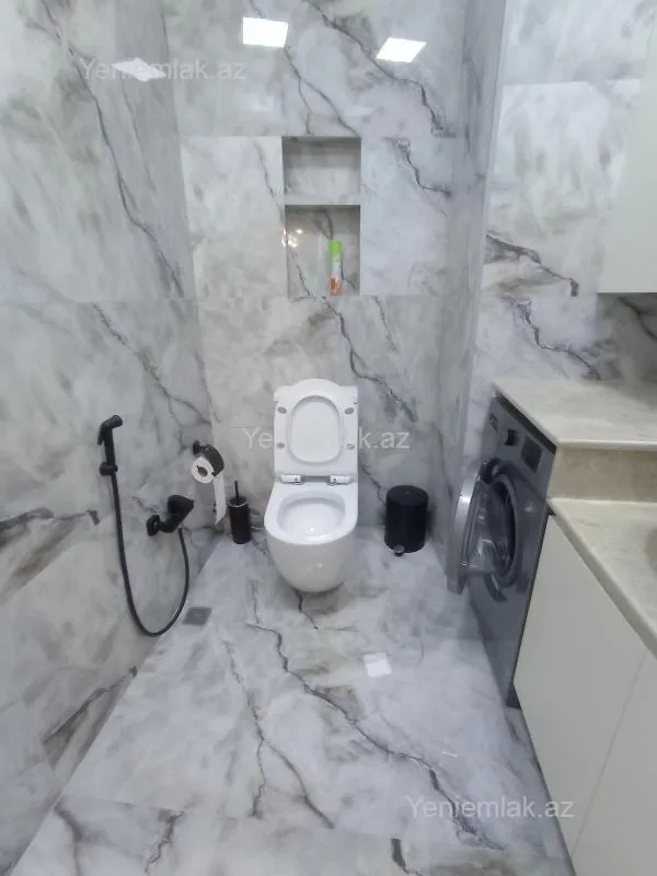 Satılır 2 otaqlı yeni tikili 88 m²