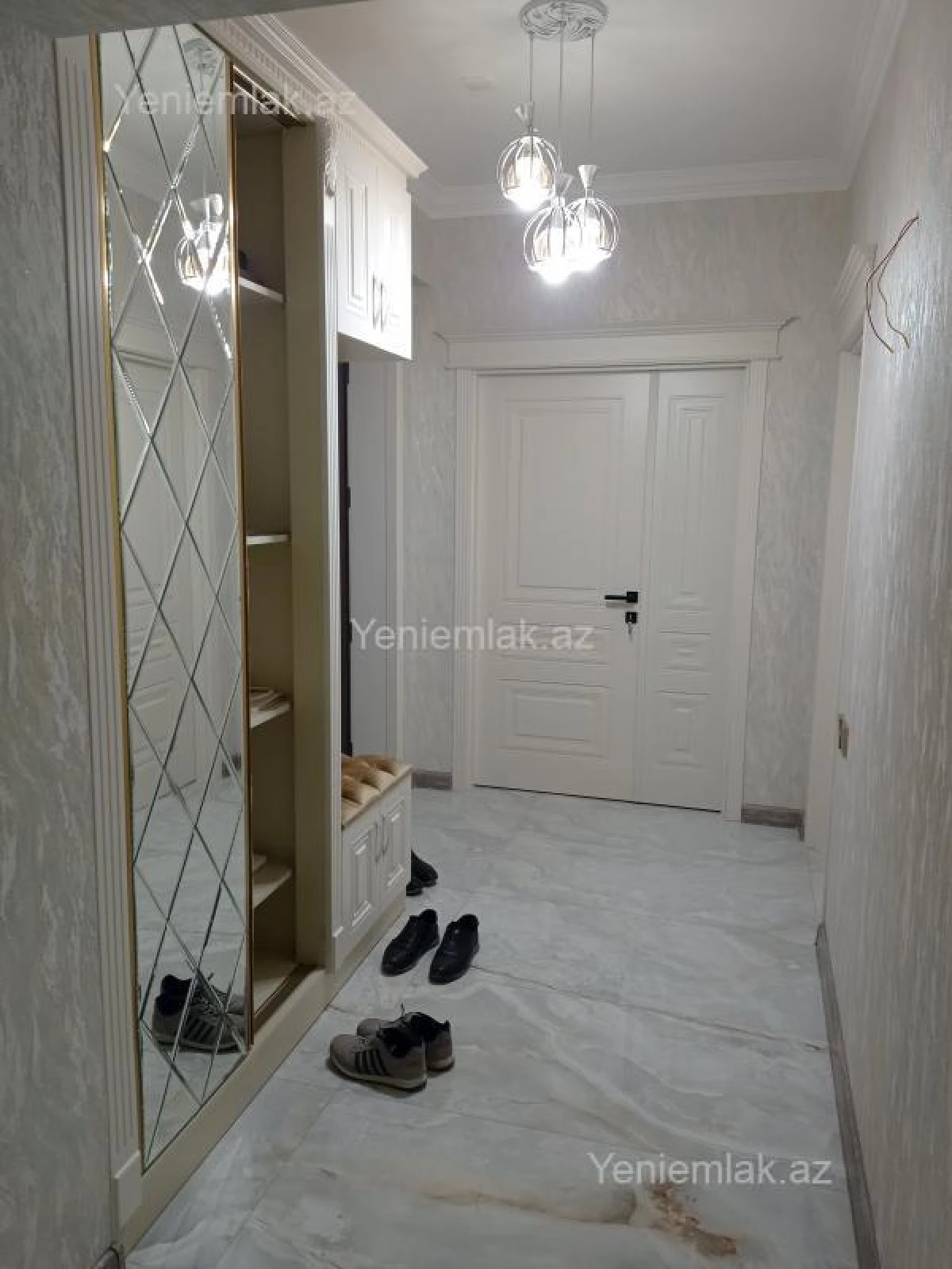 Satılır 2 otaqlı yeni tikili 88 m²