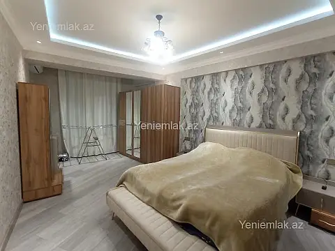 Satılır 2 otaqlı yeni tikili 88 m²