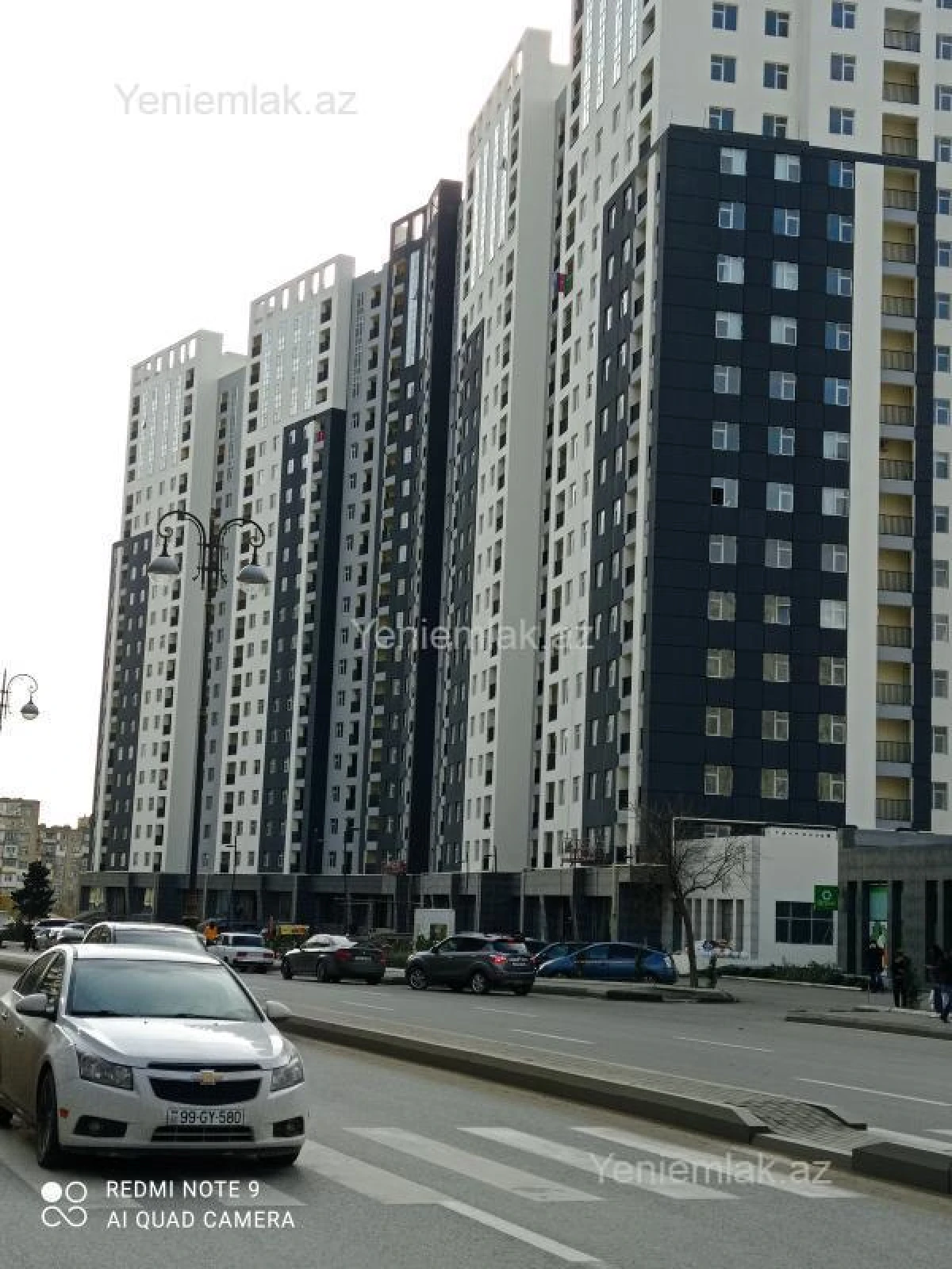 Satılır 2 otaqlı yeni tikili 88 m²