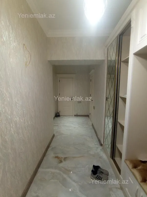 Satılır 2 otaqlı yeni tikili 88 m²