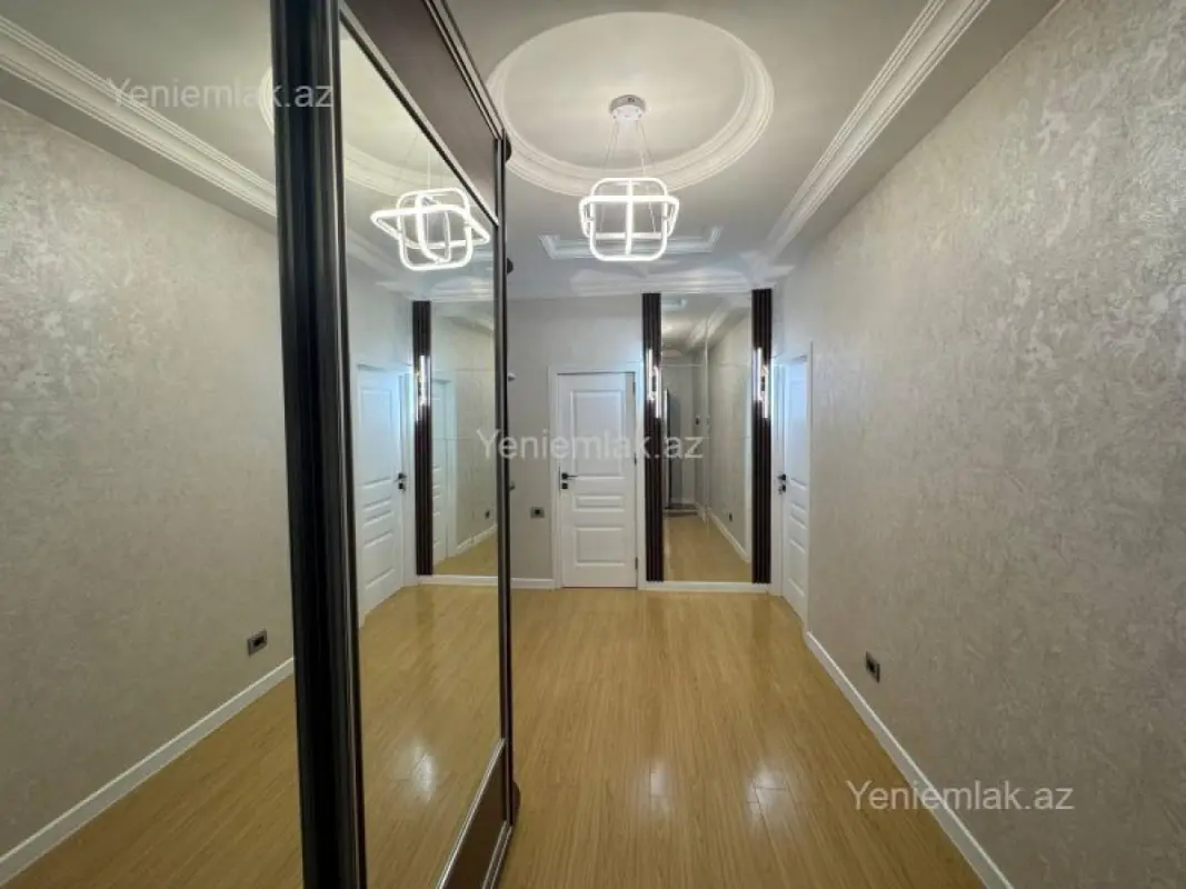 Satılır 3 otaqlı yeni tikili 74 m²
