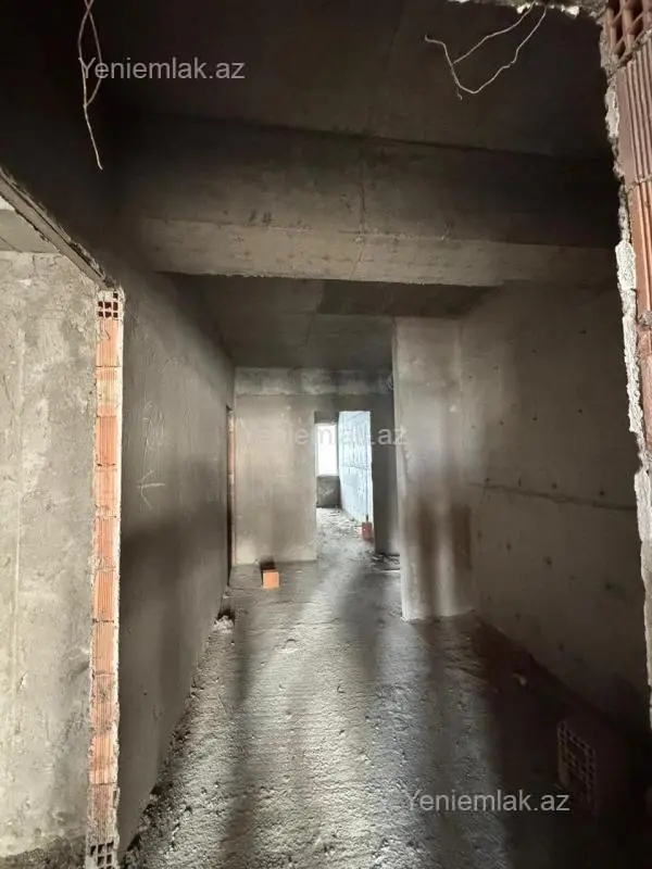 Satılır 2 otaqlı yeni tikili 92 m²