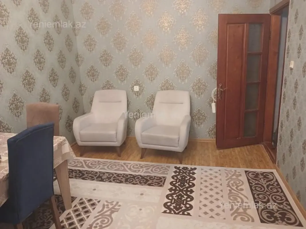 Satılır 2 otaqlı köhnə tikili 52 m²