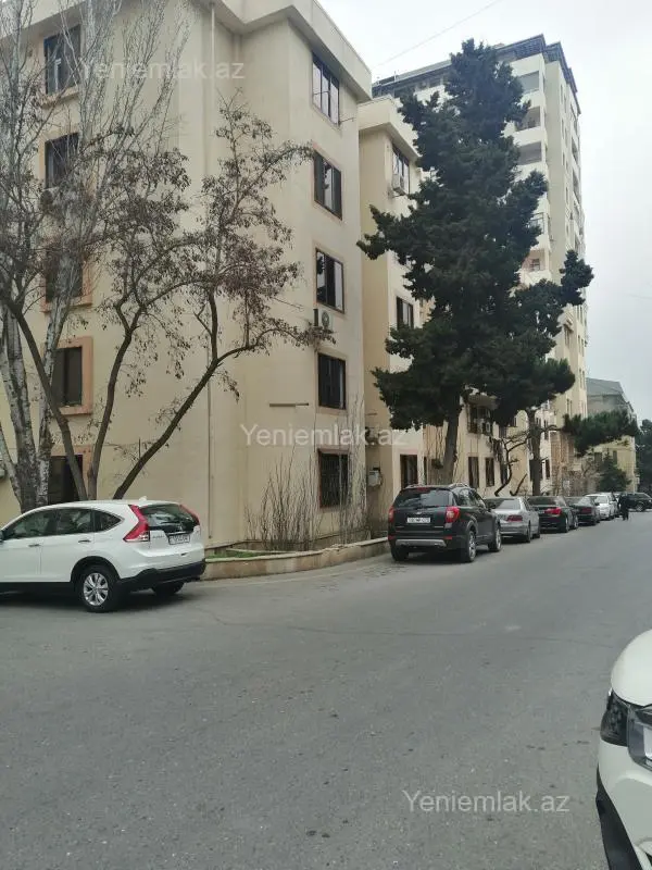 Satılır 2 otaqlı köhnə tikili 50 m²