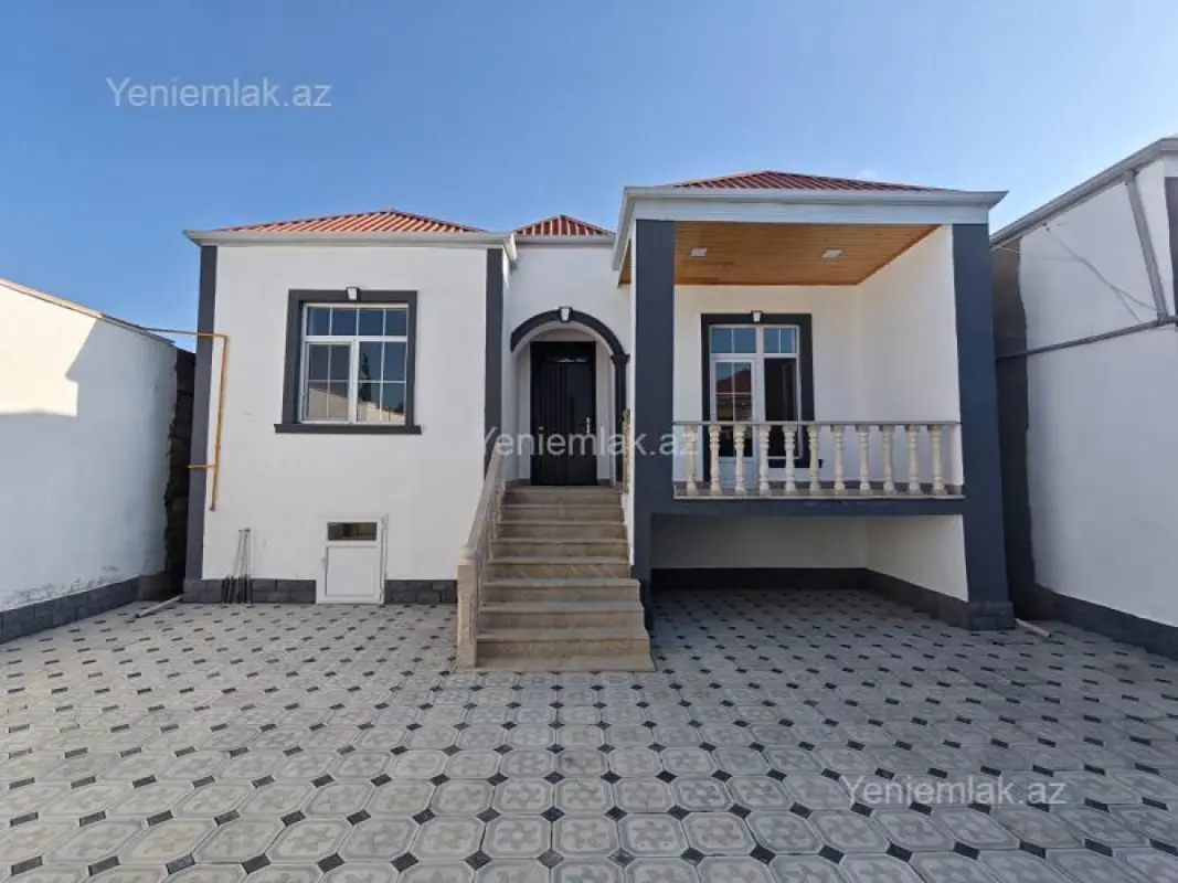 Satılır 4 otaqlı həyət evi 120 m²