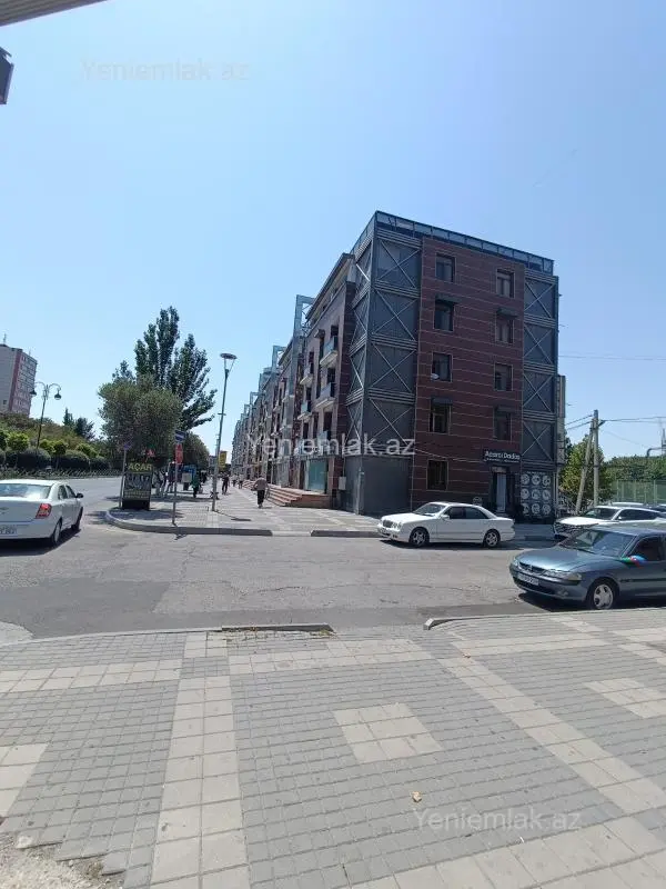 Satılır 2 otaqlı köhnə tikili 55 m²