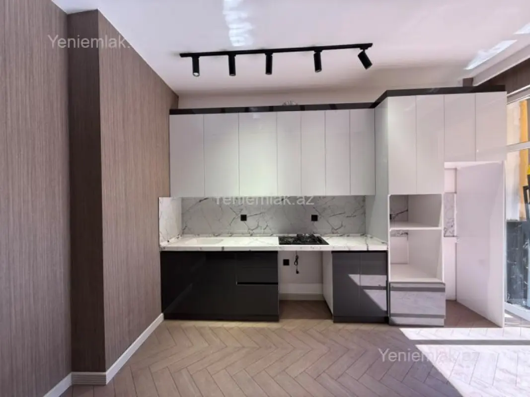 Satılır 2 otaqlı yeni tikili 63 m²
