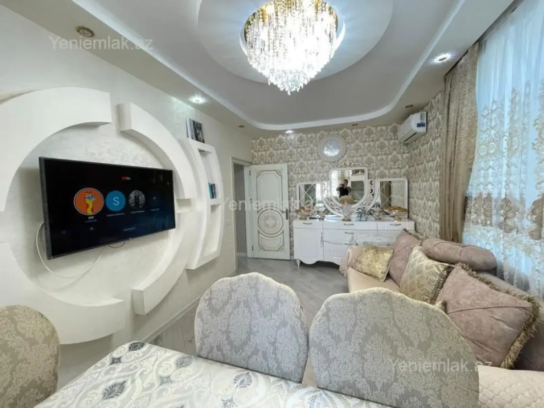 Satılır 2 otaqlı köhnə tikili 54 m²