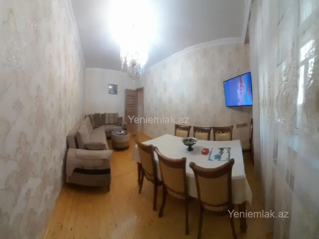 Satılır 3 otaqlı köhnə tikili 70 m²