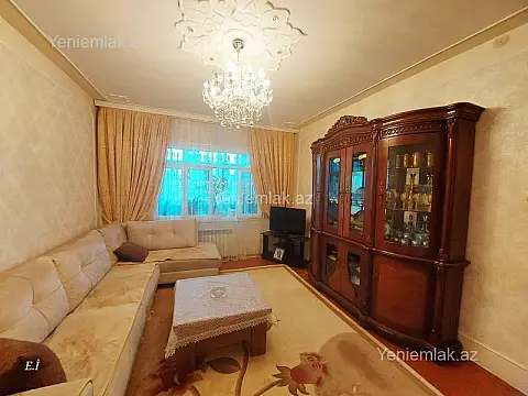 Satılır 3 otaqlı köhnə tikili 68 m² — Sumqayıt, 7-ci mikrorayon 3 otaq 68.00 m²