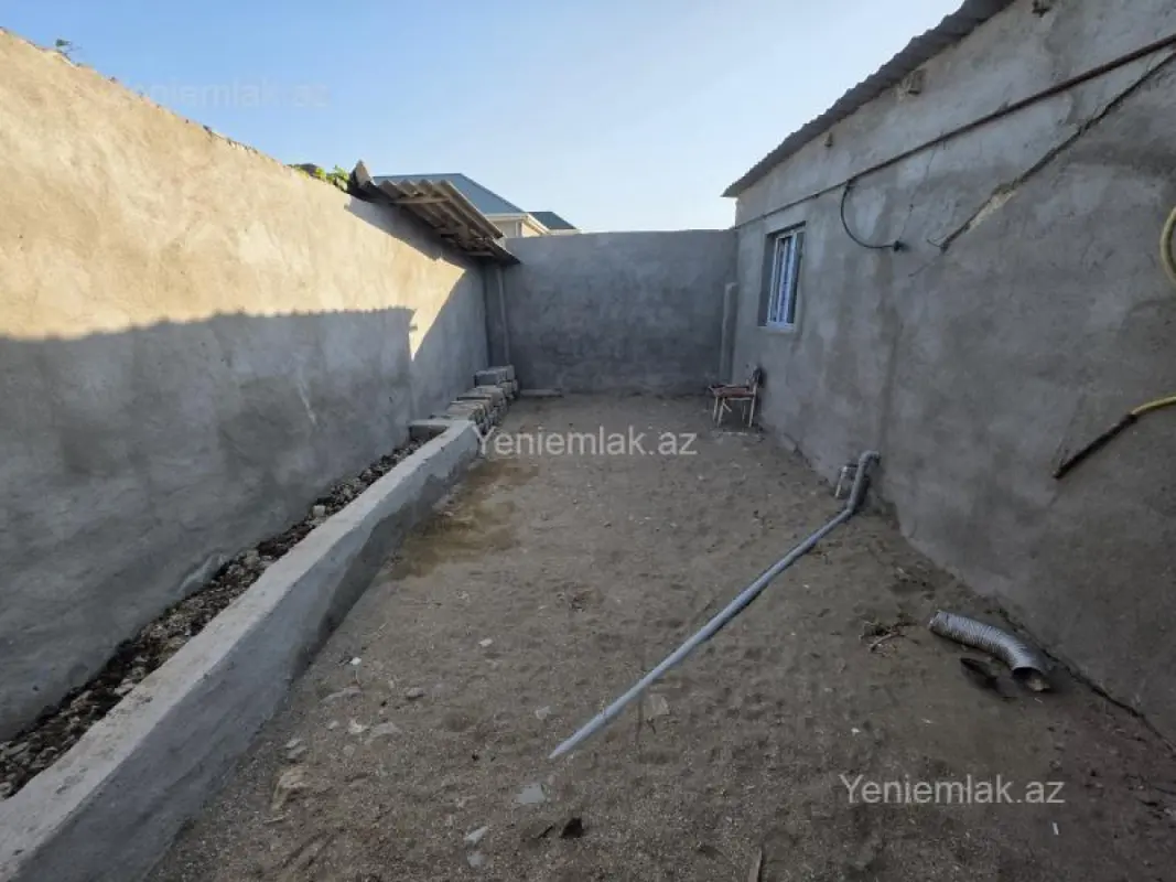 Satılır 3 otaqlı həyət evi 55 m²