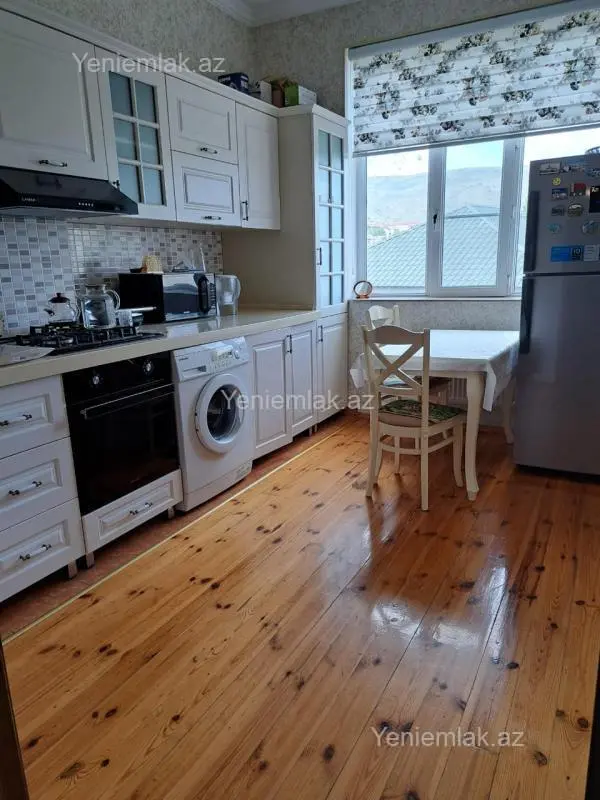Satılır 3 otaqlı yeni tikili 90 m²