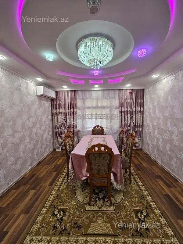 Satılır 5 otaqlı köhnə tikili 100 m²