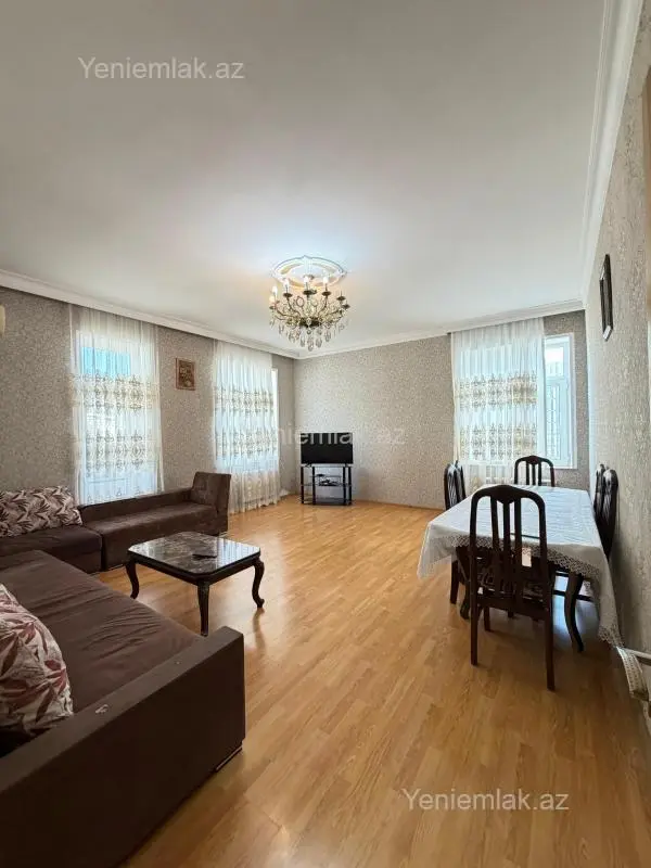 Satılır 3 otaqlı yeni tikili 105 m²