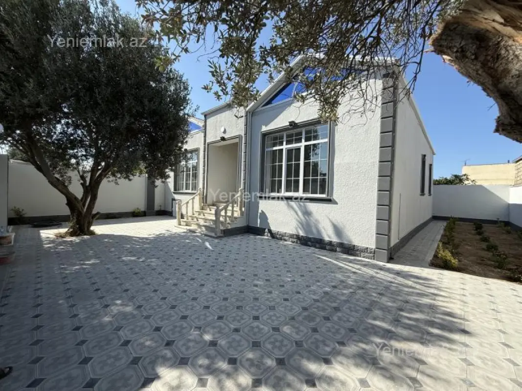 Satılır 4 otaqlı həyət evi 150 m²