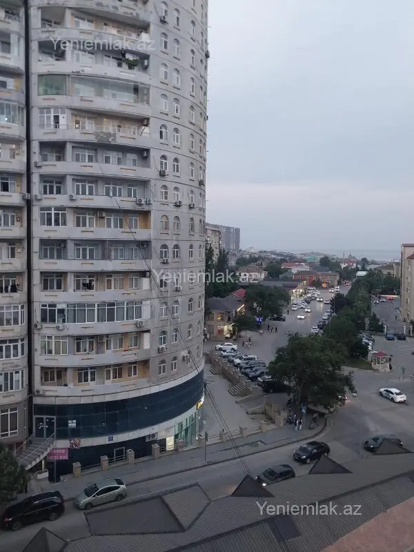 Satılır 3 otaqlı yeni tikili 105 m²