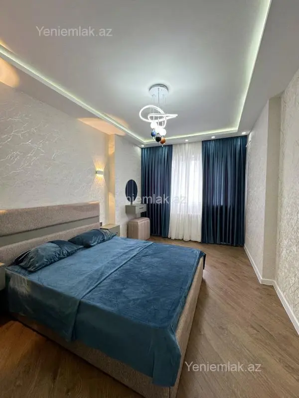 Satılır 3 otaqlı köhnə tikili 80 m²
