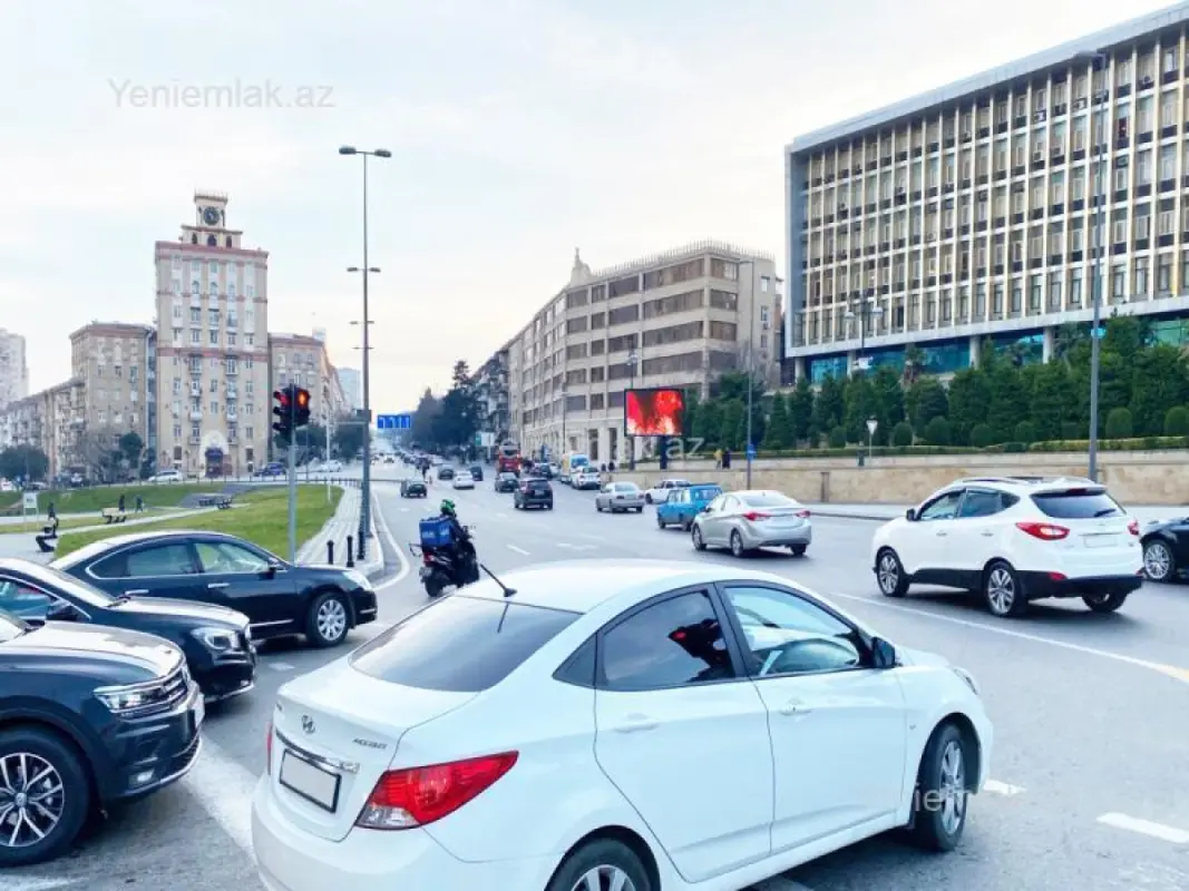 Satılır 2 otaqlı köhnə tikili 35 m²