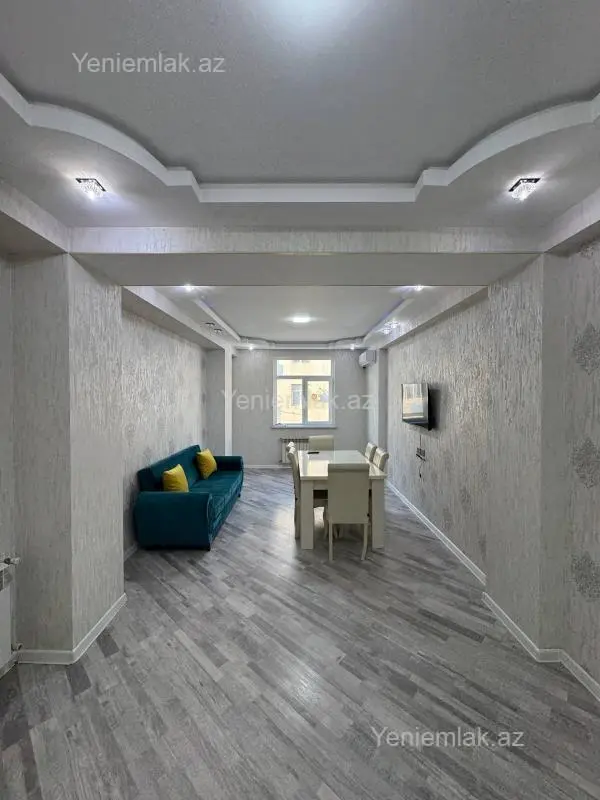 Satılır 3 otaqlı yeni tikili 73 m²
