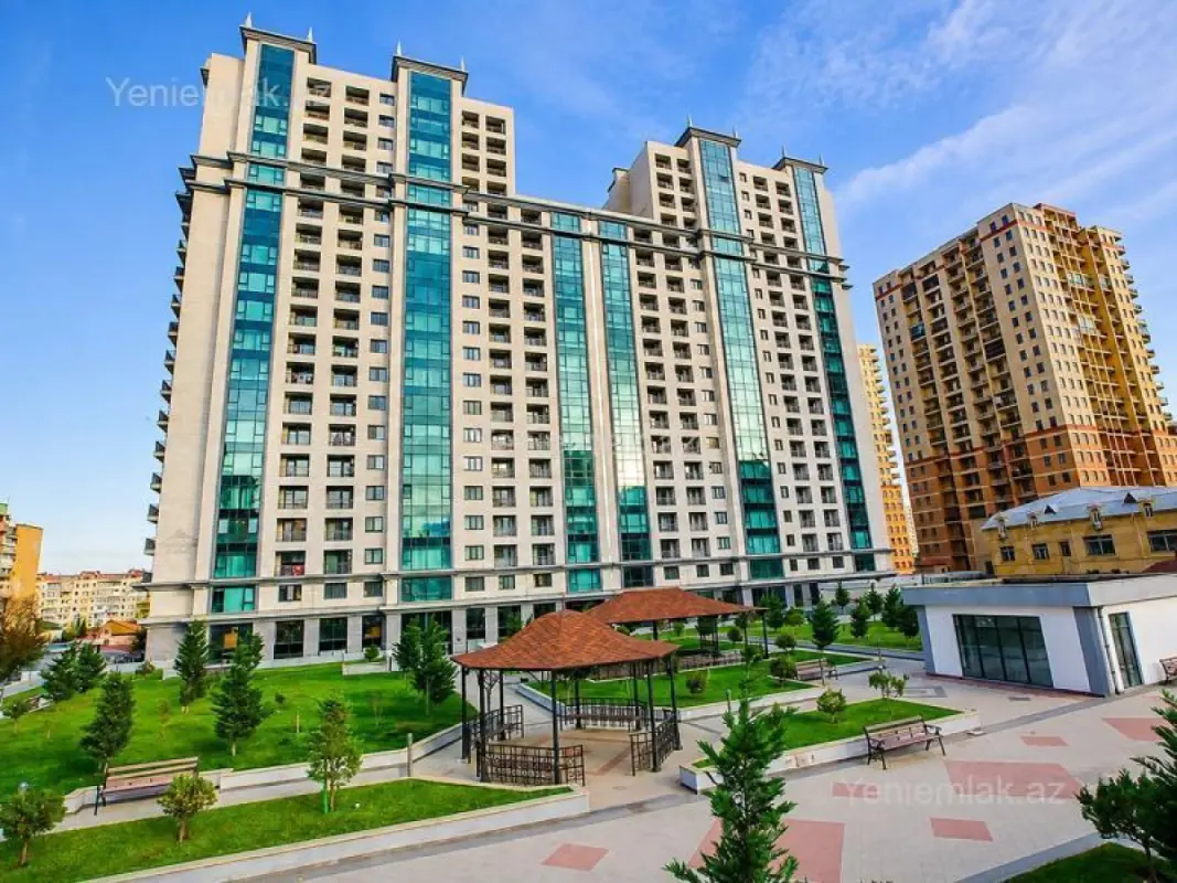 Satılır 3 otaqlı yeni tikili 140 m²